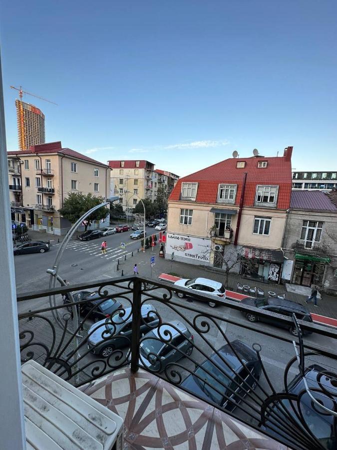 Eiffel Hotel Batumi Exteriör bild